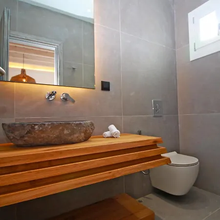 Enalion Apartment